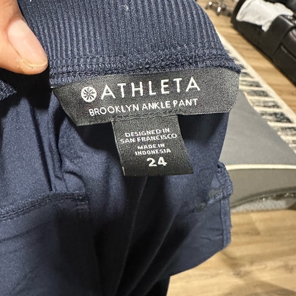 Athleta Brooklyn ankle pants size 24 perfect condition - Picture 3 of 6